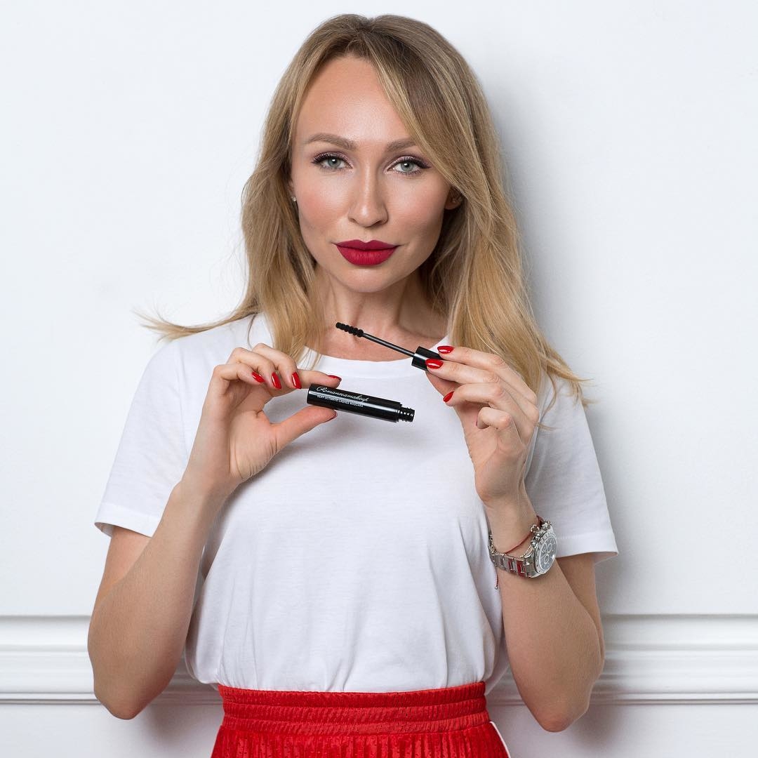 Ольга Романова рассказала lady.mail.ru о том, как добиться идеальной формы бровей