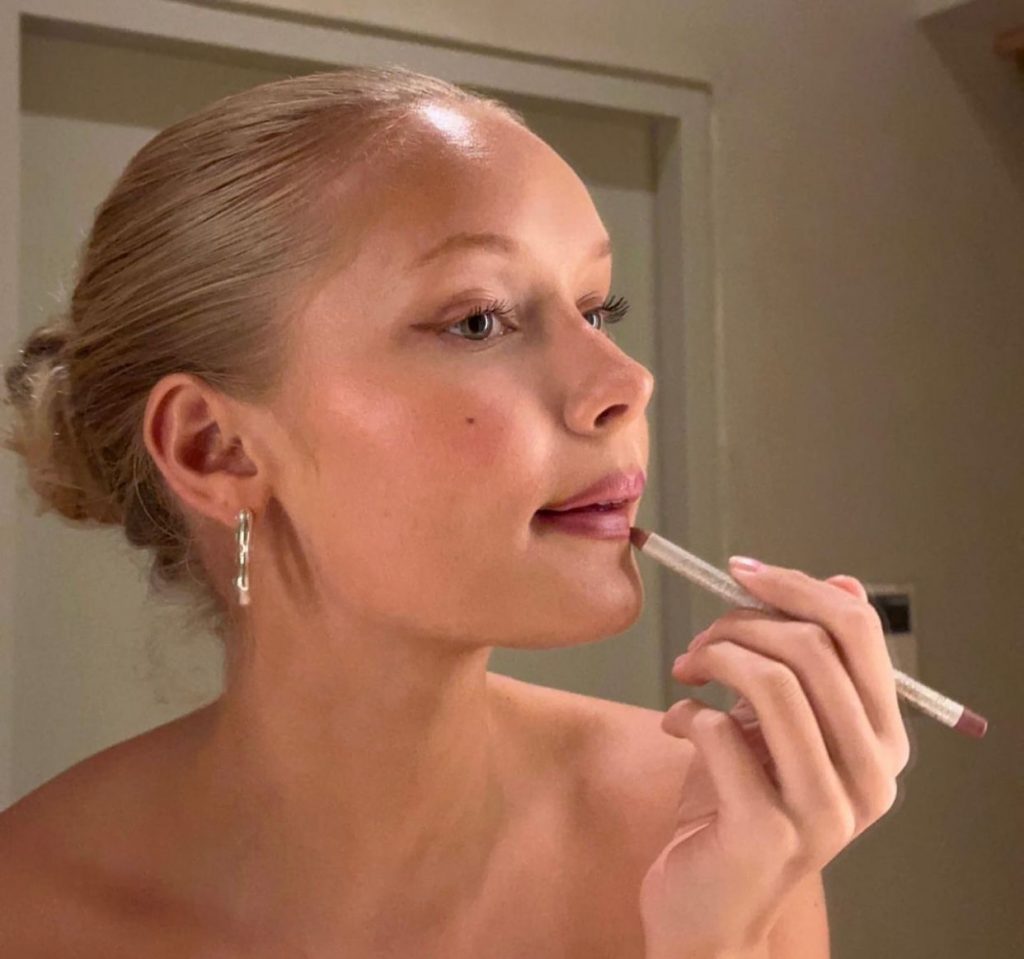 Частые ошибки, которые мы совершаем при создании дневного и вечернего макияжа