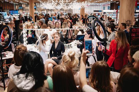 Бренд Romanovamakeup отметил четырехлетие