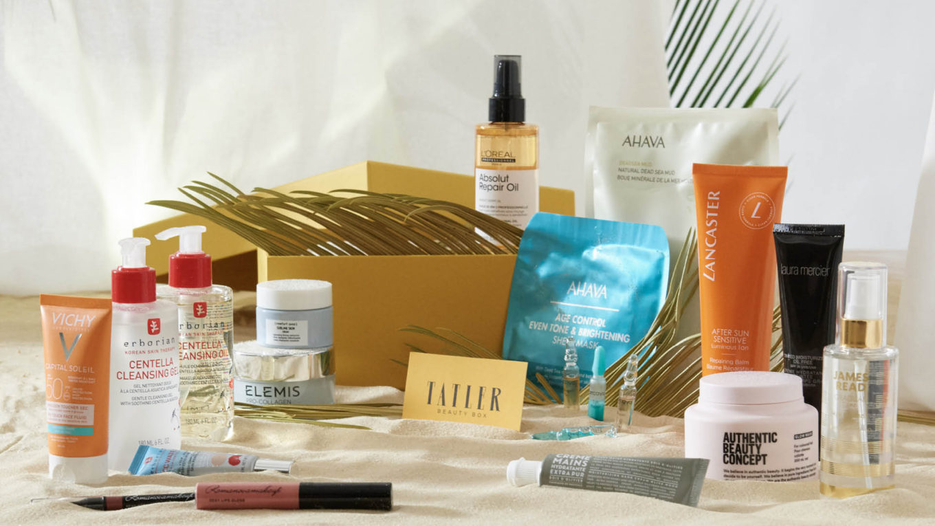 Tatler Beauty Box — чем побаловать себя на отдыхе в городе или на море