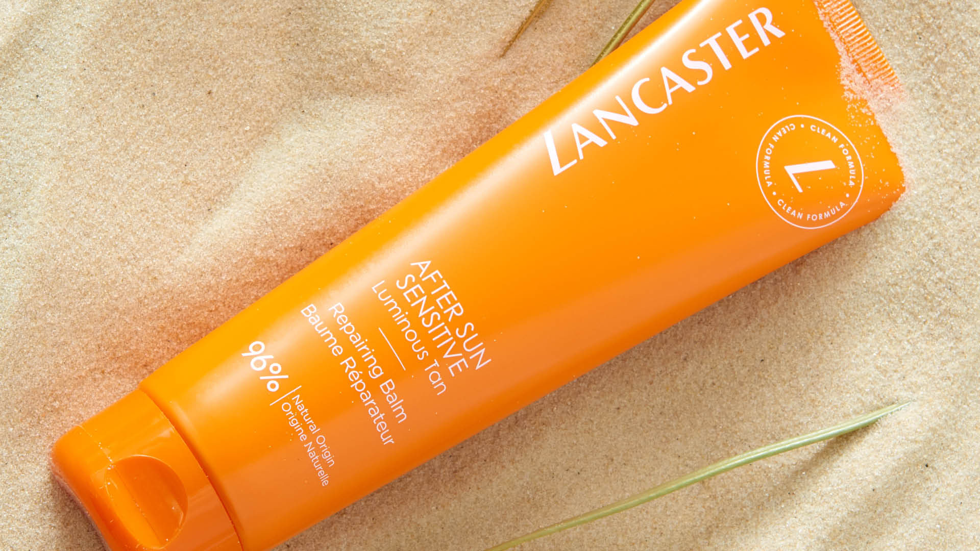 Tatler Beauty Box — чем побаловать себя на отдыхе в городе или на море - фото 13