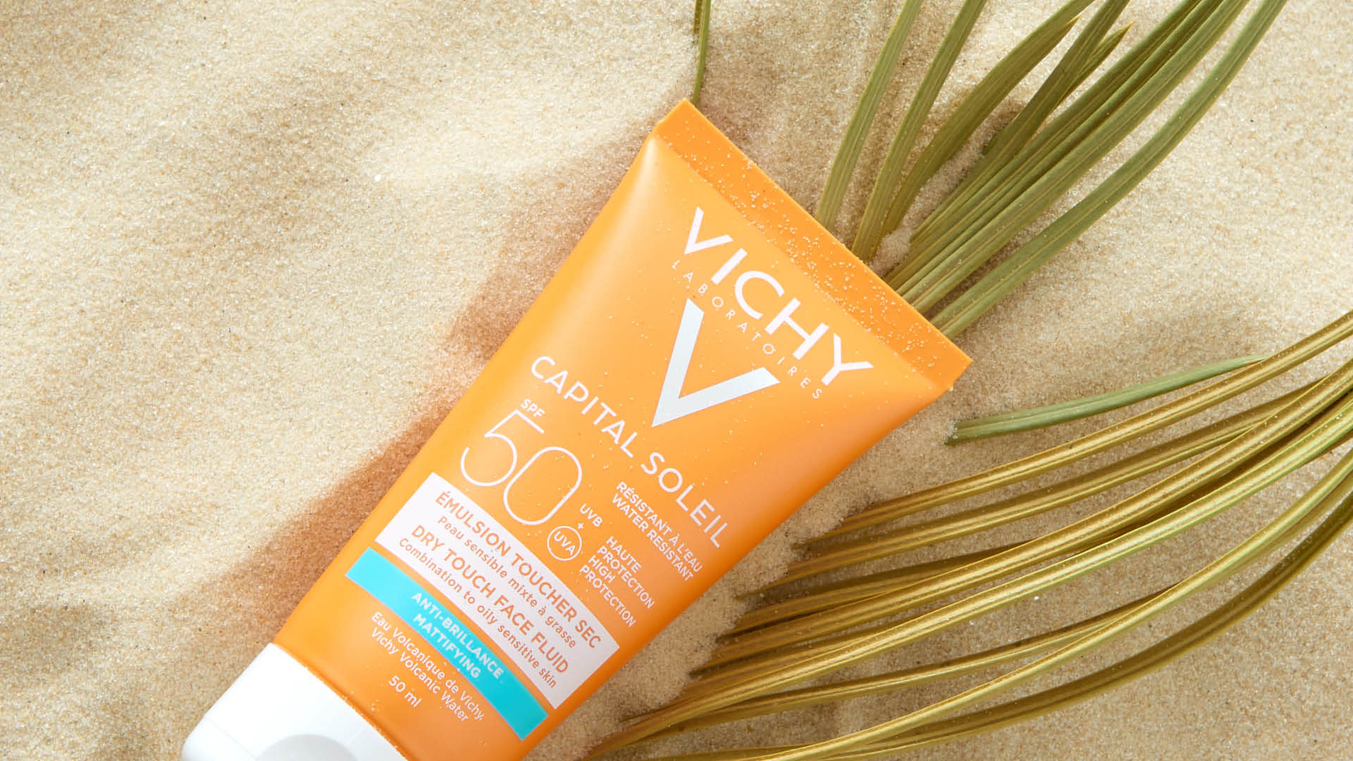 Tatler Beauty Box — чем побаловать себя на отдыхе в городе или на море - фото 10