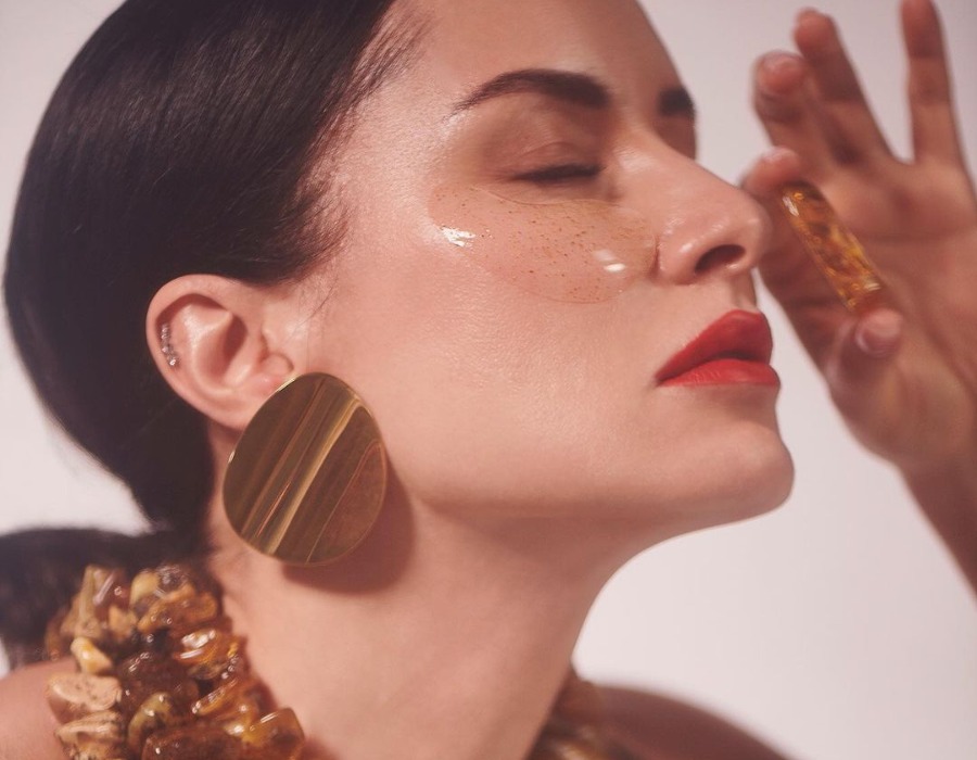 Тина Канделаки_патчи.jpg Тина Канделаки_патчи.jpg