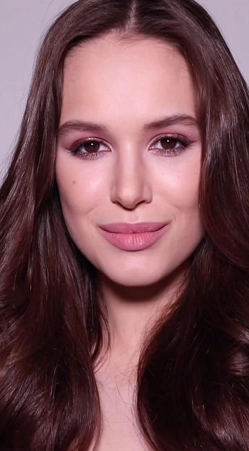 Сияющий макияж лица продуктами Romanovamakeup 