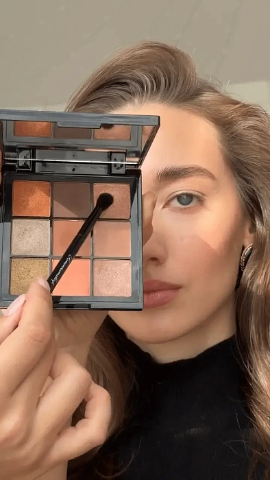 Палетка теней для век 9 Color Eyeshadow Palette COLOR EMOTION